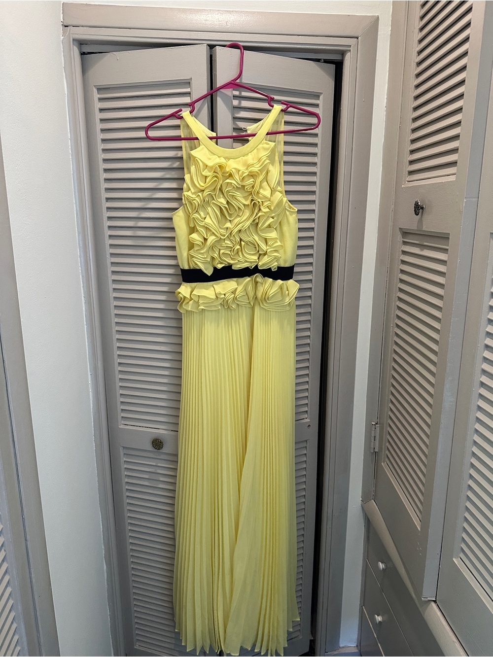 BCBGMaxAzria Yellow Pleated Ruffle Wedding Dress with Black Waistband